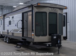 New 2020 Forest River Salem Villa Classic 353FLFB available in Grand Rapids, Michigan