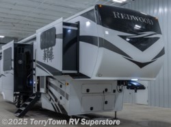 New 2021 CrossRoads Redwood available in Grand Rapids, Michigan