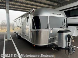 Used 2023 Airstream Classic 33FB (in Southaven, MS) available in Salisbury, Maryland