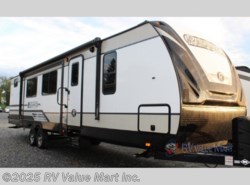 New 2019 Cruiser RV Radiance Ultra Lite 32BH available in Lititz, Pennsylvania