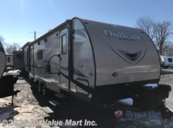 Used 2016 Keystone Outback Ultra Lite 250URS available in Lititz, Pennsylvania