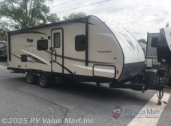 Used 2017 Coachmen Freedom Express 236BHS available in Lititz, Pennsylvania