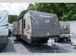Used 2017 Keystone Hideout 32BHTS available in Lititz, Pennsylvania