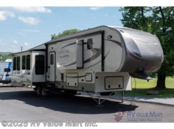 Used 2015 Gulf Stream Canyon Trail 36FBQS available in Lititz, Pennsylvania