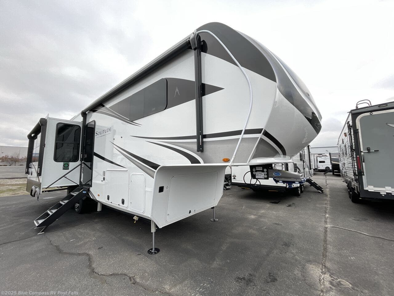 New 2025 Grand Design Solitude 310GK available in Post Falls, Idaho