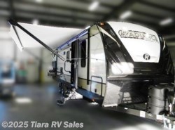 New 2019 Cruiser RV Radiance available in Elkhart, Indiana