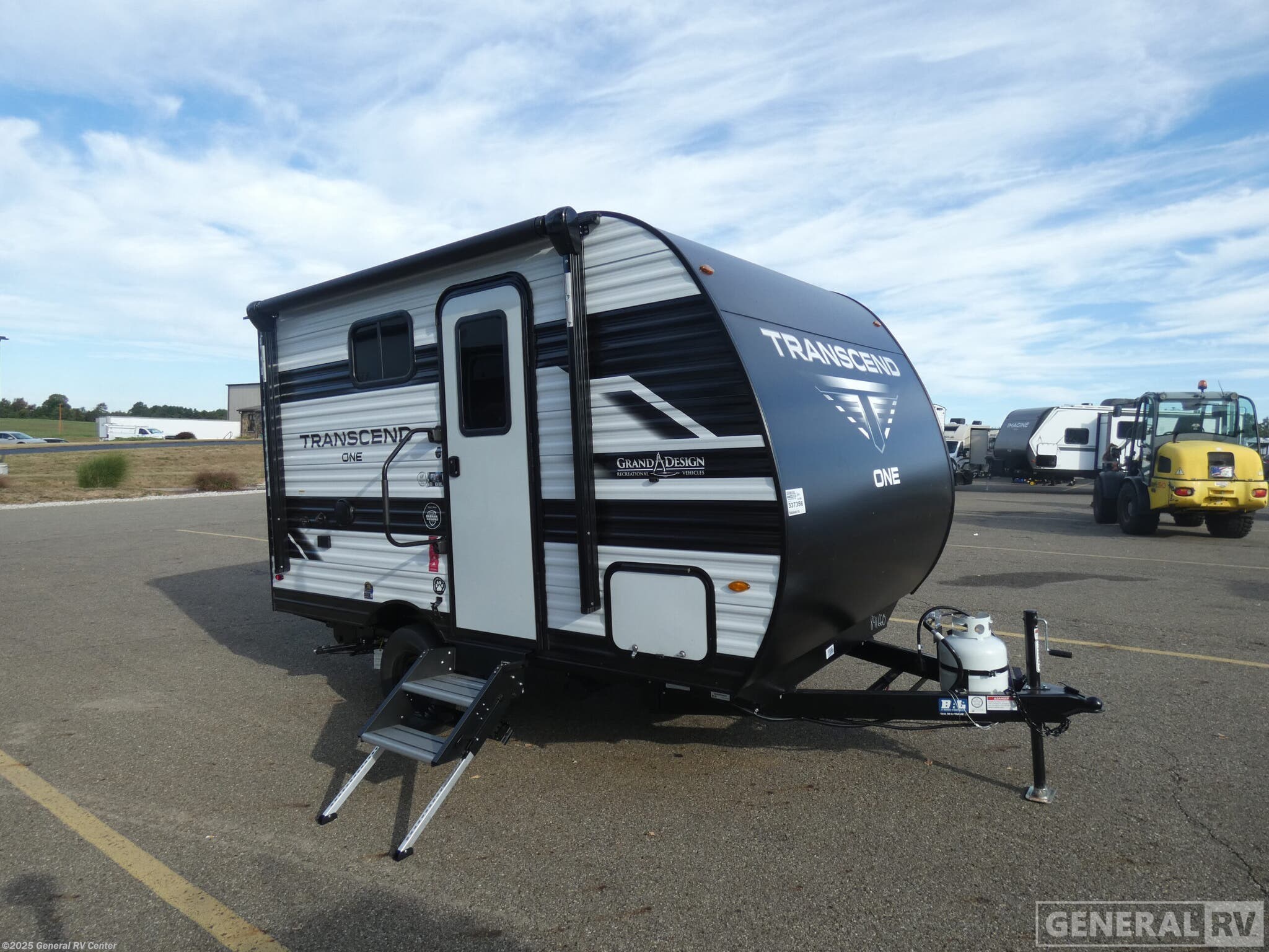 New 2026 Grand Design TRANSCEND-ONE 131DL available in North Canton, Ohio