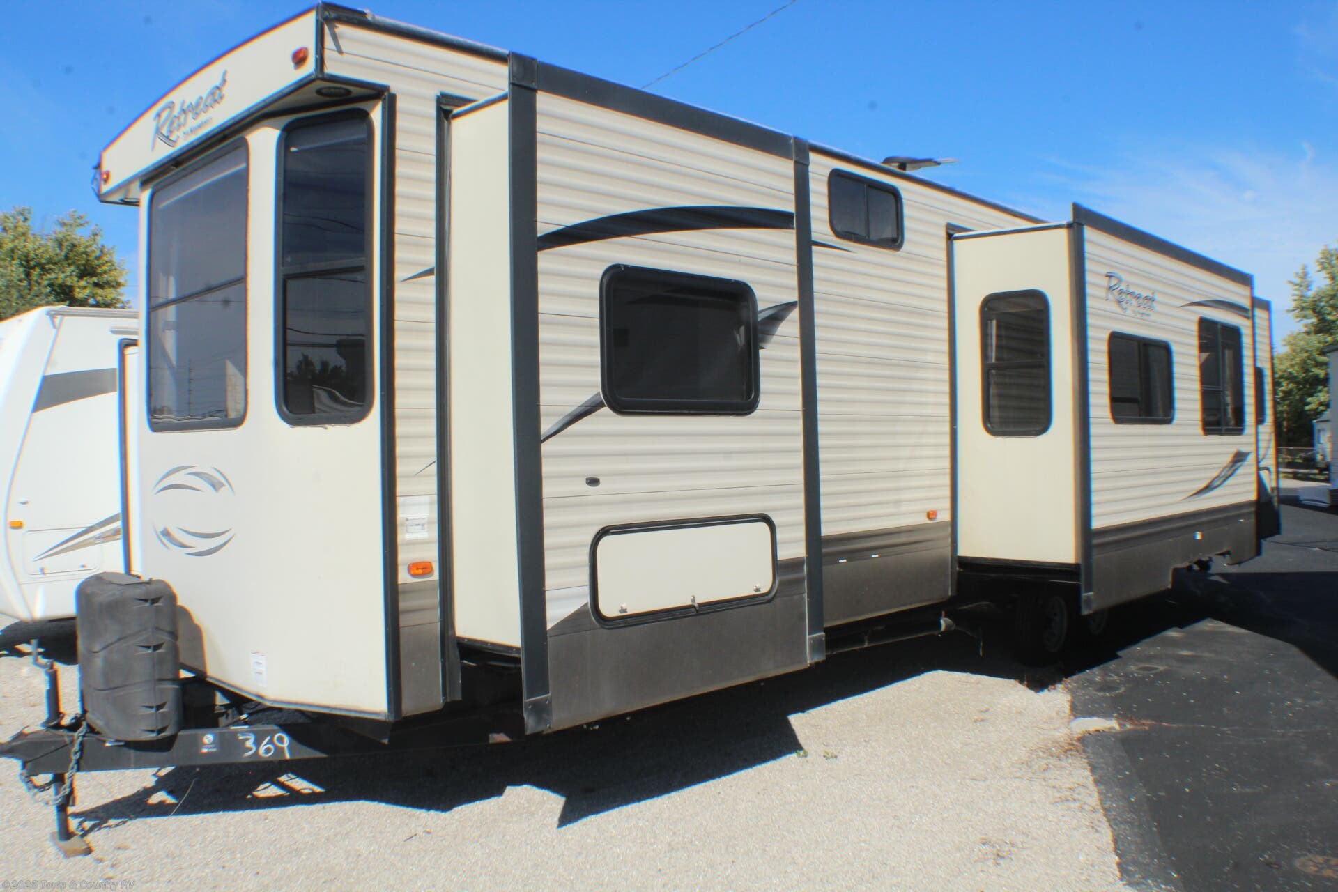 Used 2016 Keystone Retreat 39DQTS available in Clyde, Ohio