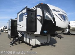 New 2018 Keystone Avalanche 380FL Front Living / 6 POINT HYDRAULIC AUTO LEVELI available in Turlock, California