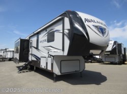 New 2019 Keystone Avalanche 365MB CALL FOR THE LOWEST PRICE! MID BUN 6 POINT H available in Turlock, California