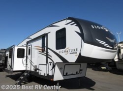 New 2020 Forest River Rockwood Signature Ultra Lite 8288SB Auto Leveling System/ Dual A/C/ Thermo Pane available in Turlock, California