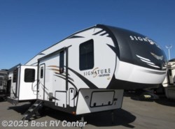 New 2020 Forest River Rockwood Signature Ultra Lite 8288SB available in Turlock, California