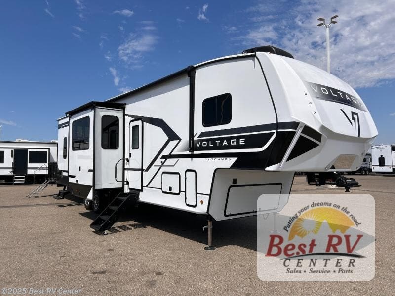 New 2026 Dutchmen Voltage V-Series 3600 available in Turlock, California