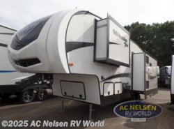 New 2019 Winnebago Minnie Plus 27RLTS available in Shakopee, Minnesota