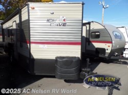 New 2019 Forest River Cherokee Ice Cave 17MP available in Shakopee, Minnesota