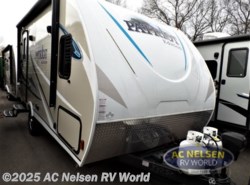 New 2019 Coachmen Freedom Express Pilot 19RKS available in Shakopee, Minnesota