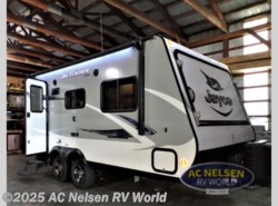 Used 2017 Jayco Jay Feather X19H available in Shakopee, Minnesota