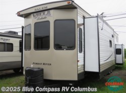 New 2018 Forest River Salem Villa 4092BFL available in Delaware, Ohio