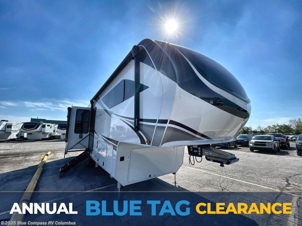 New 2025 Grand Design Solitude 310GK available in Delaware, Ohio