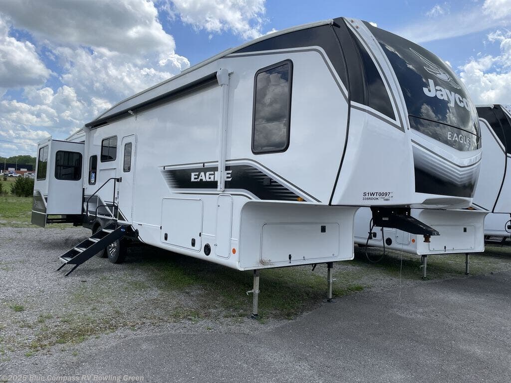 New 2025 Jayco Eagle 335RDOK available in Bowling Green, Kentucky