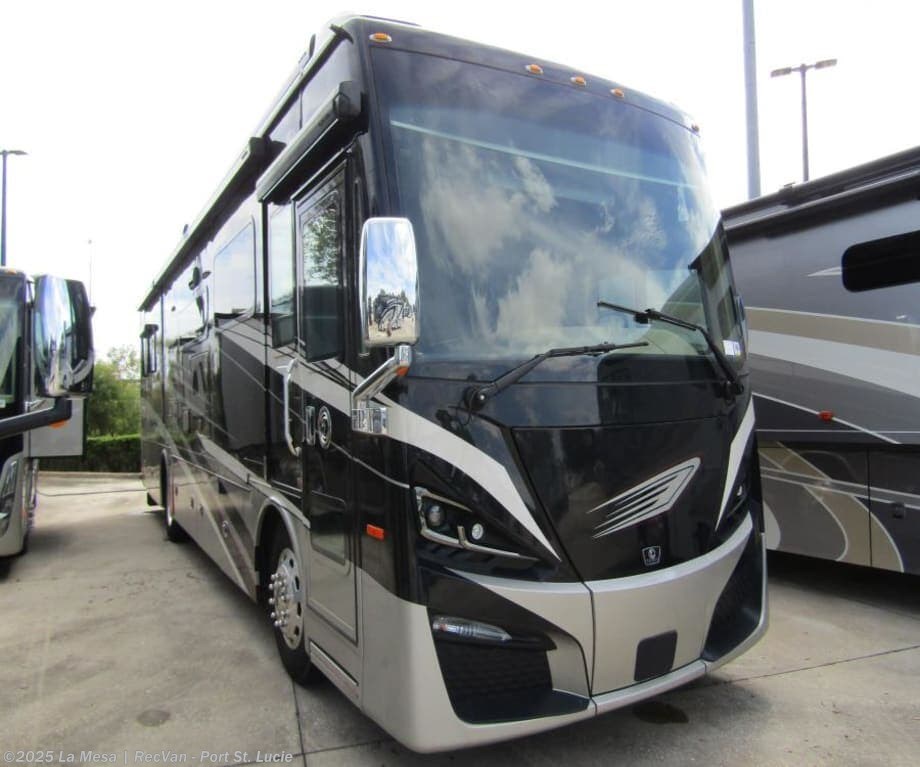 Used 2022 Tiffin Phaeton 36SH available in Port St. Lucie, Florida