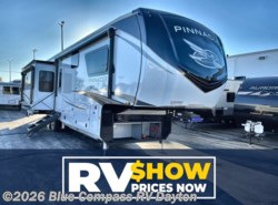 New 2025 Jayco Pinnacle 38KPTS available in New Carlisle, Ohio