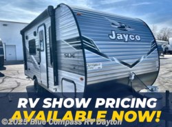 New 2025 Jayco Jay Flight SLX 175FQ available in New Carlisle, Ohio