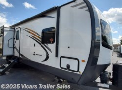 New 2019 Forest River Rockwood Signature Ultra Lite 8327SS available in Taylor, Michigan