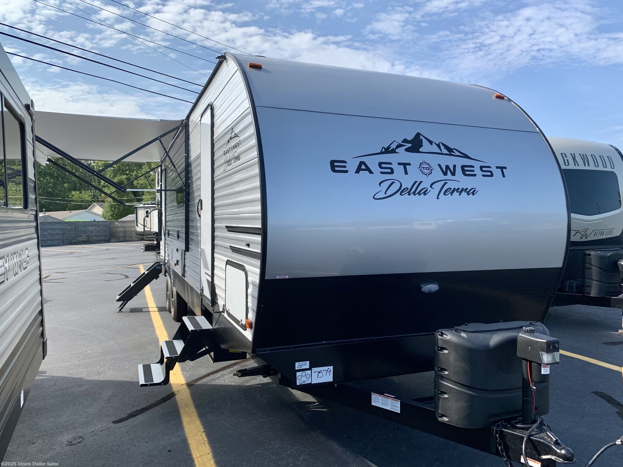 New 2023 East to West Della Terra 312BH available in Taylor, Michigan