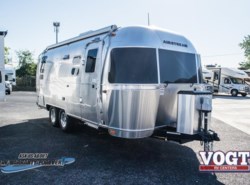 New 2018 Airstream International Signature 23D available in Fort Worth, Texas