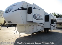 Used 2013 Keystone Mountaineer 285RLD available in New Braunfels, Texas