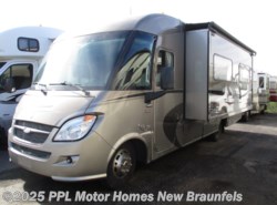 Used 2011 Itasca Reyo 25R available in New Braunfels, Texas