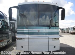 Used 1999 Winnebago Ultimate Freedom Series 40JD available in New Braunfels, Texas