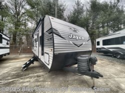 New 2025 Jayco Jay Flight SLX 261BHS available in Rural Hall, North Carolina