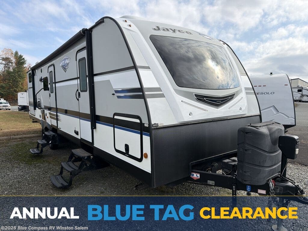 Used 2018 Jayco White Hawk 31BH available in Rural Hall, North Carolina
