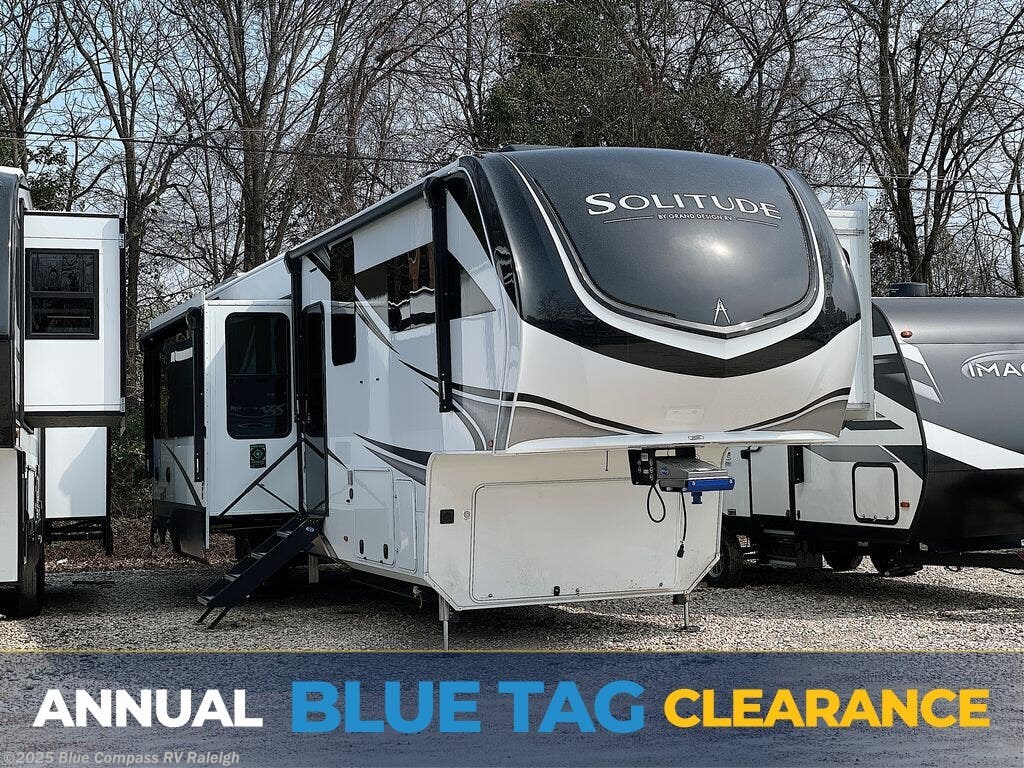 New 2025 Grand Design Solitude 391DL available in Raleigh, North Carolina