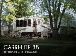 Used 2004 Carriage Carri-Lite 38 available in Jefferson City, Missouri