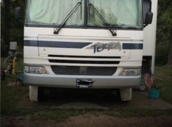 Used 2004 Fleetwood Terra 32S available in Saint Louis, Missouri