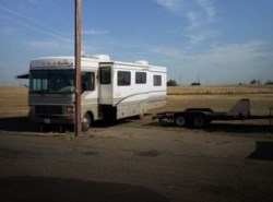 Used 2000 Fleetwood Bounder 36S available in Sacramento, California