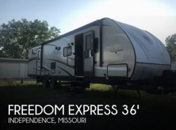 Used 2017 Coachmen Freedom Express 310BHDS available in Independence, Missouri