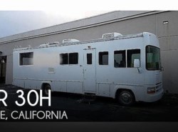 Used 2000 Fleetwood Flair 30H available in San Jose, California