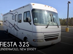 Used 2002 Fleetwood Fiesta 32S available in Lindenwold, New Jersey