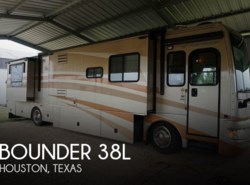 Used 2006 Fleetwood Bounder 38L available in Houston, Texas