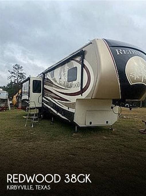 Used 2014 Redwood RV Redwood 38GK available in Kirbyville, Texas