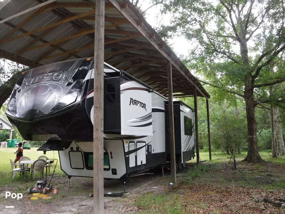 Used 2015 Keystone Raptor 415RP available in Moss Point, Mississippi