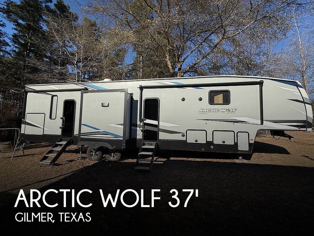 Used 2021 Cherokee Arctic Wolf 3770SUITE available in Gilmer, Texas