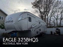 Used 2018 Jayco Eagle 325BHQS available in Holtsville, New York
