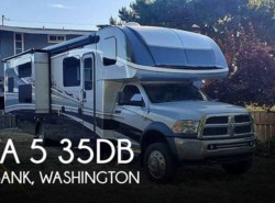 Used 2018 Dynamax Corp Isata 5 35DB available in Greenbank, Washington