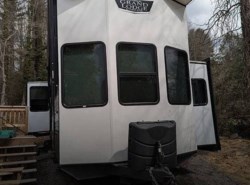 Used 2022 Forest River Wildwood Grand Lodge 42FLDL available in Burnsville, North Carolina