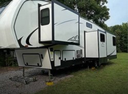 Used 2022 East to West Tandara 386MB-OK available in Farmville, Virginia